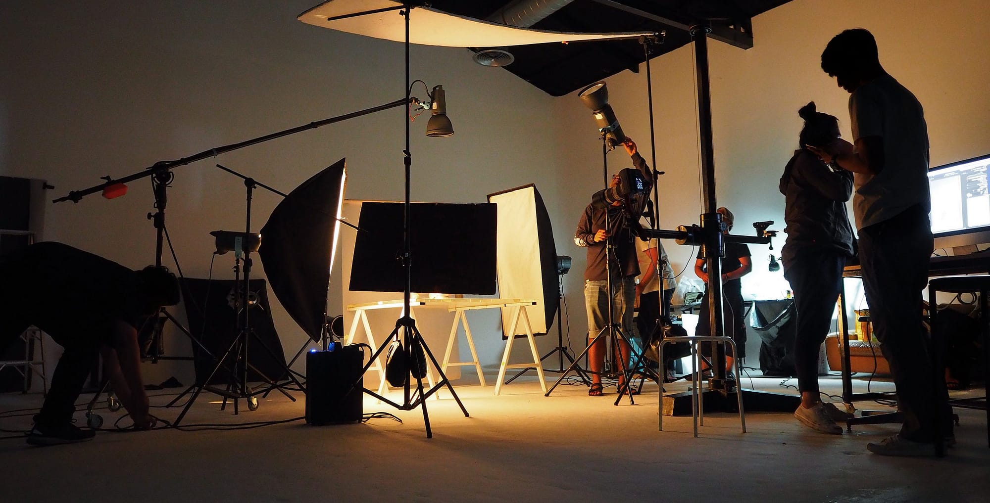 Behind,The,Shooting,Production,Crew,Team,And,Silhouette,Of,Camera